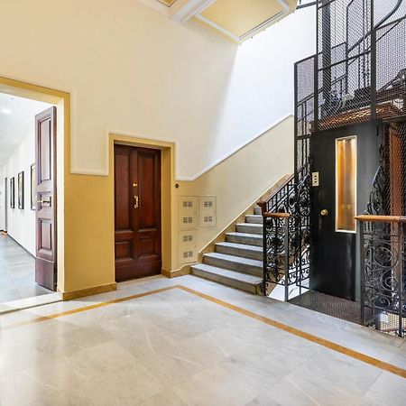 San Marco Black Appartamento Luxury Con Terrazzo E Parcheggio Su Richiesta Firenze Esterno foto