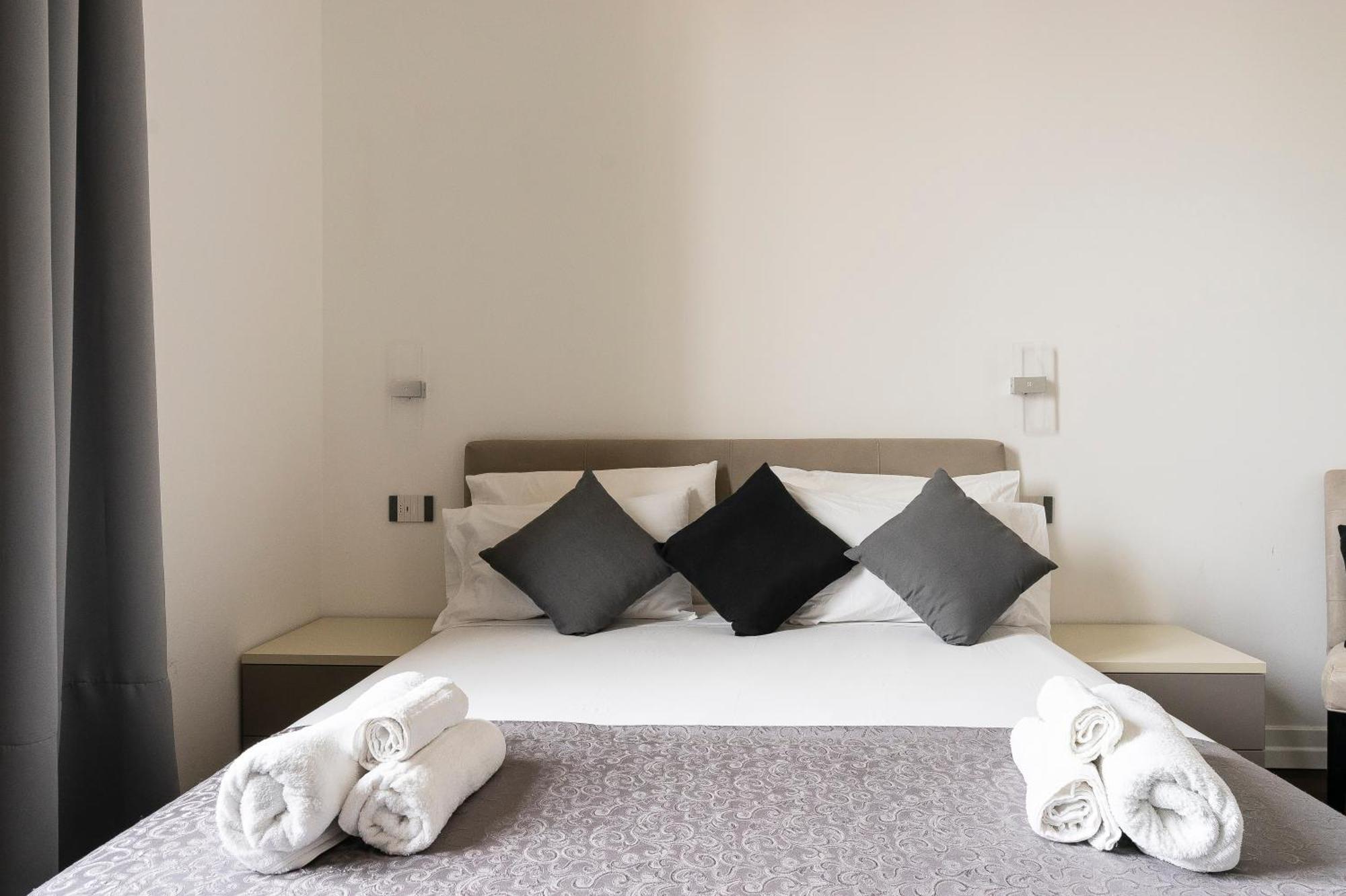 San Marco Black Appartamento Luxury Con Terrazzo E Parcheggio Su Richiesta Firenze Esterno foto